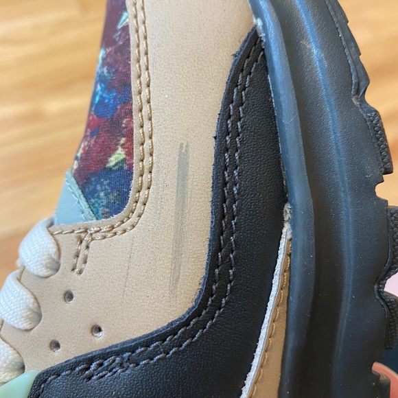 New condition/never worn eclectic & unique multicolour runners by Camper - Picture 8 of 10
